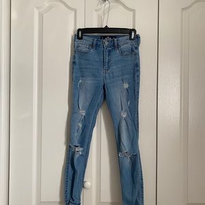 Hollister High-Rise Crop Super Skinny Jeans